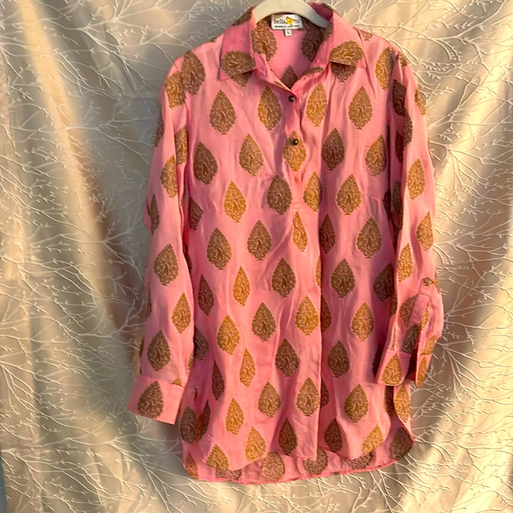 Boutique beautiful top